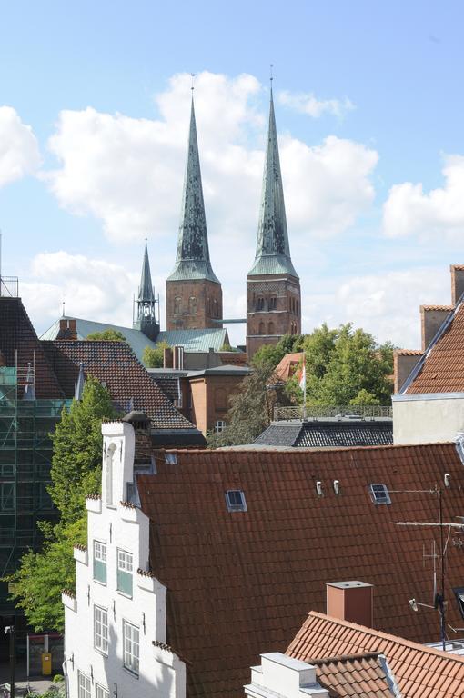 Hotel Zur Alten Stadtmauer Любек Номер фото